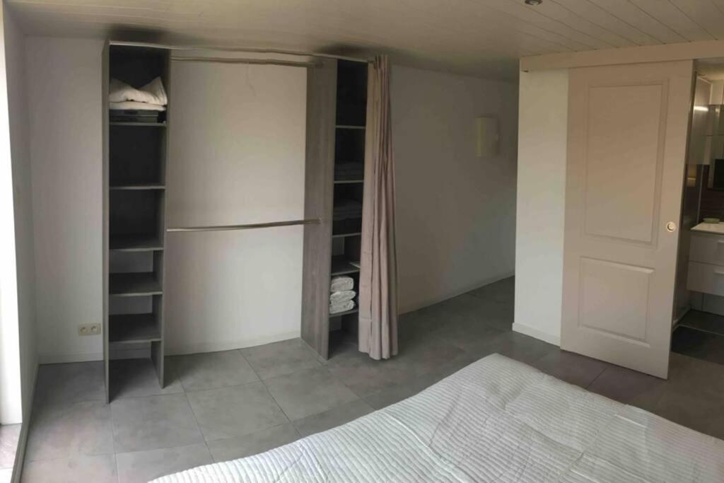 Cosy Appartement ,Dinant, Abbaye De Maredsous Anhee ภายนอก รูปภาพ
